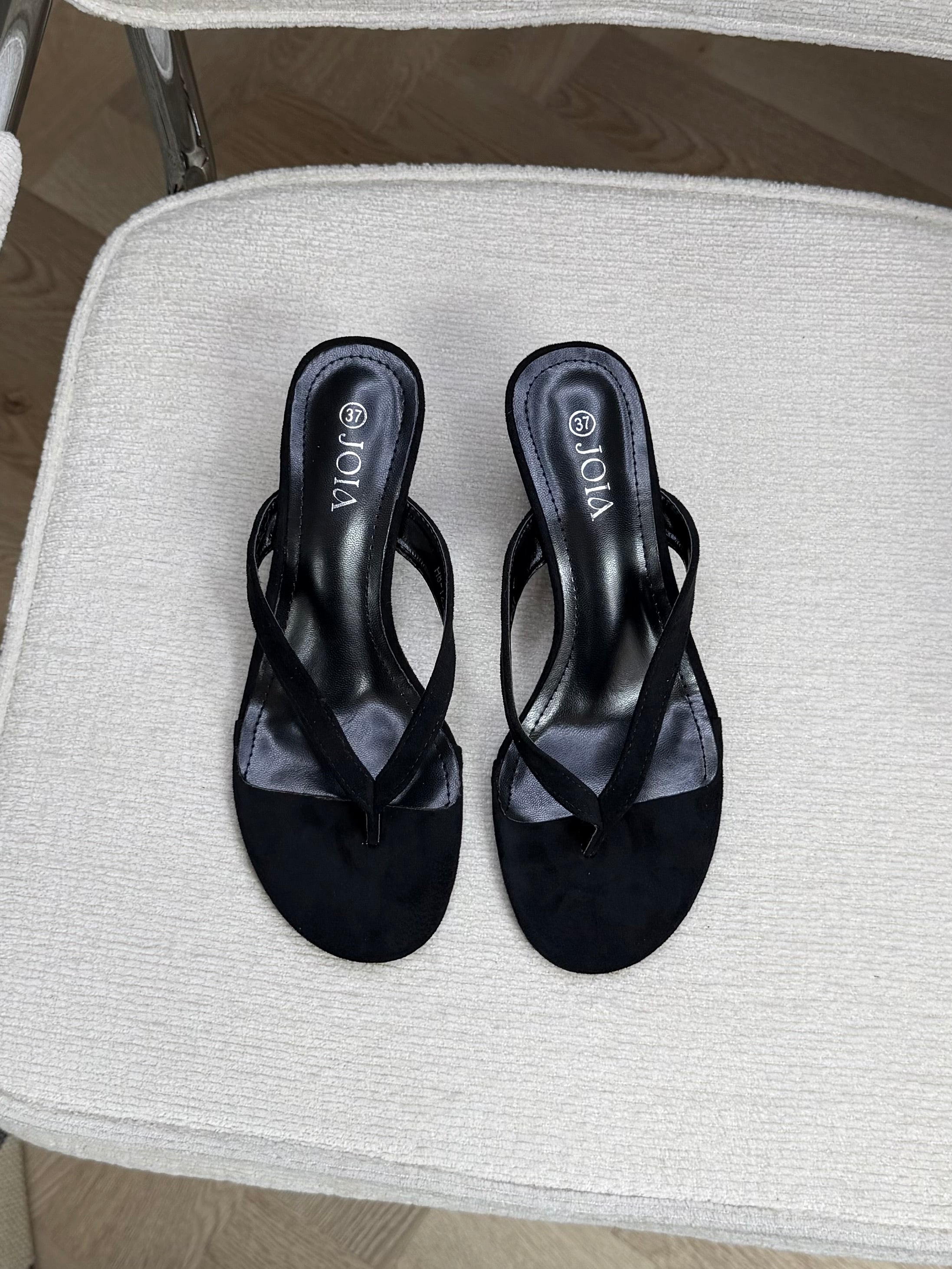 JULIE PUMPS