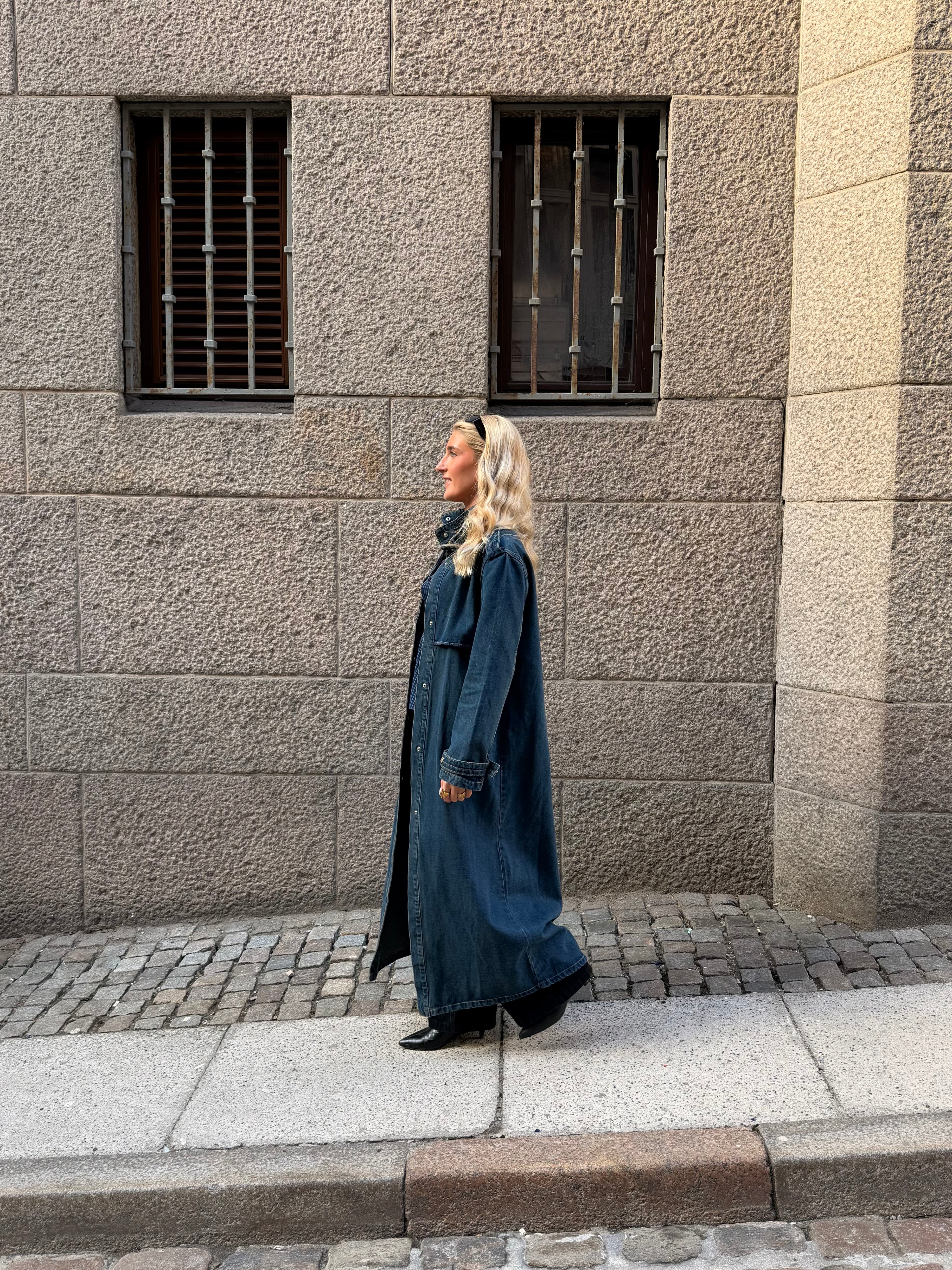 FELICIA JAKKE