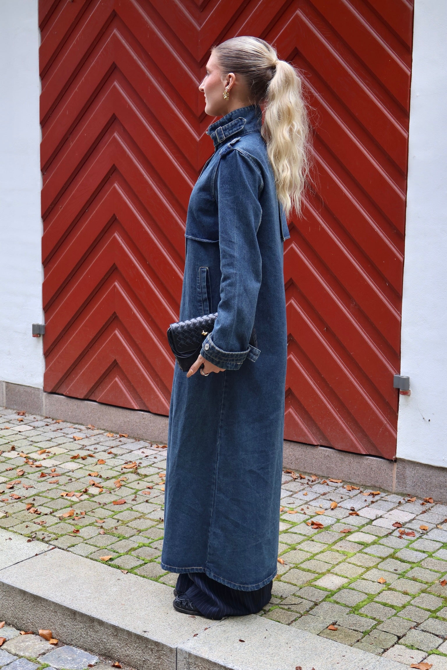 FELICIA JAKKE