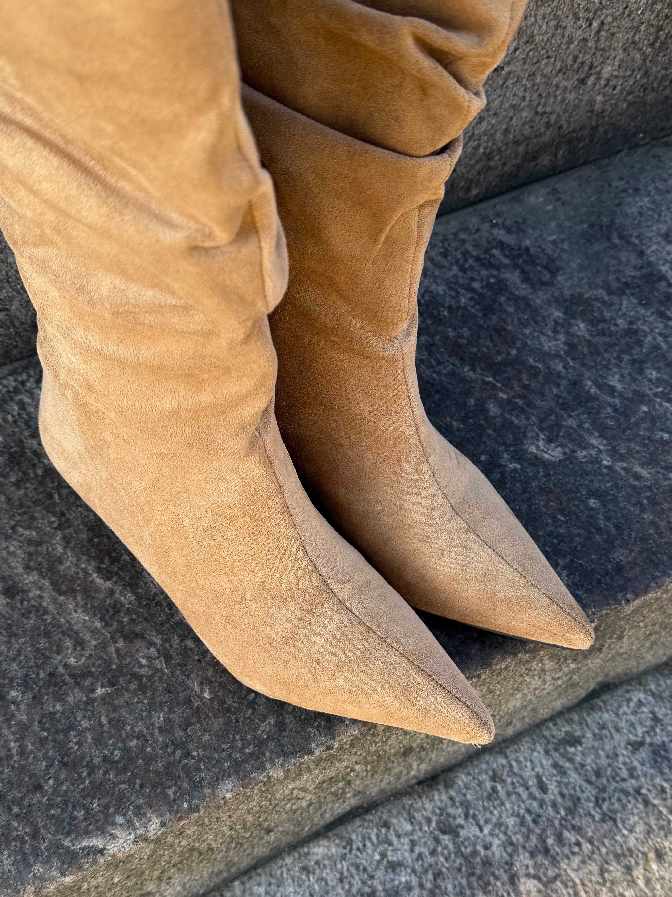 AMALIE STØVLER - BEIGE