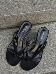 JULIE PUMPS