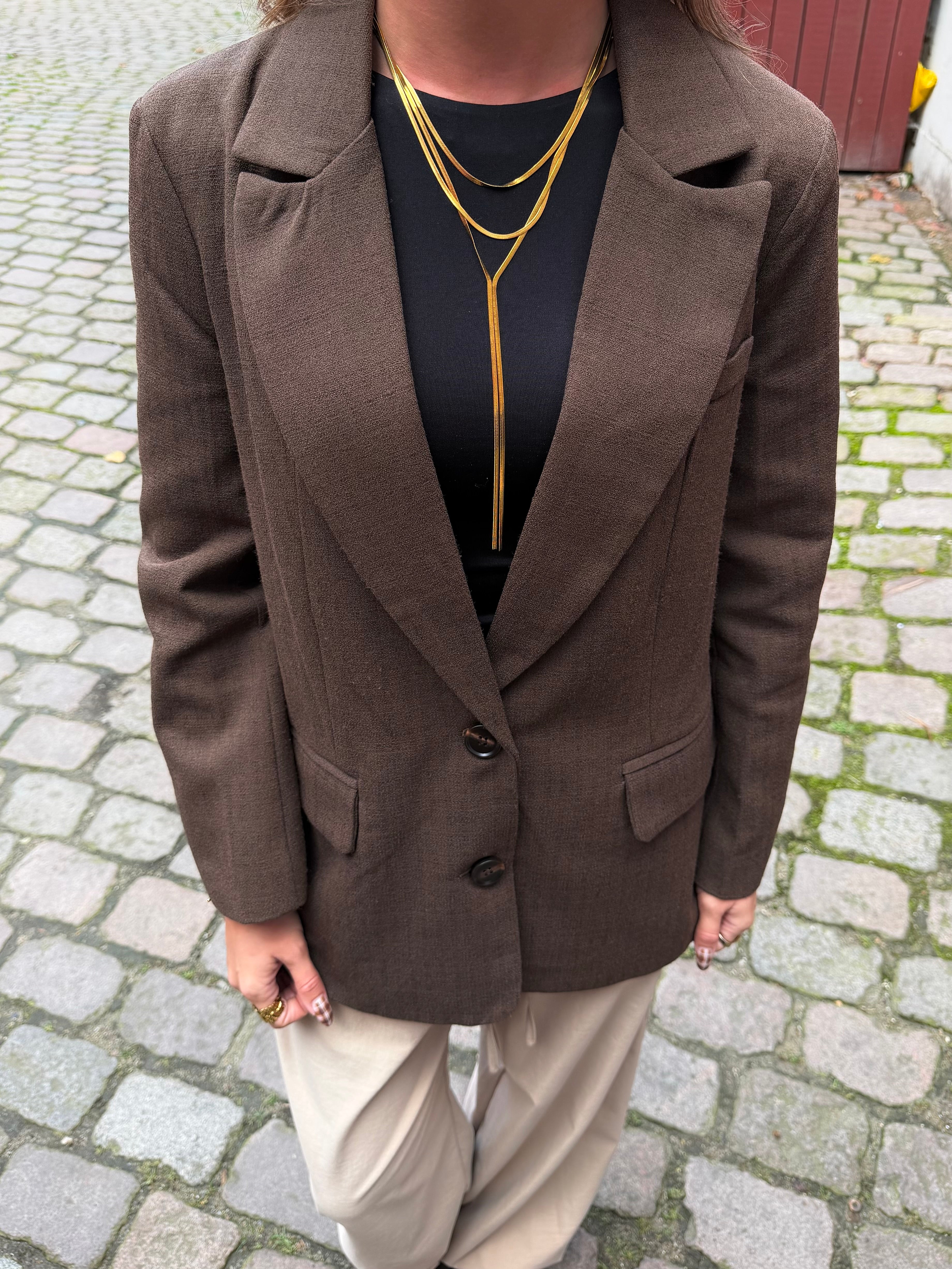 SARA BLAZER