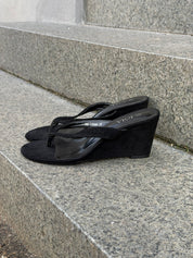JULIE PUMPS