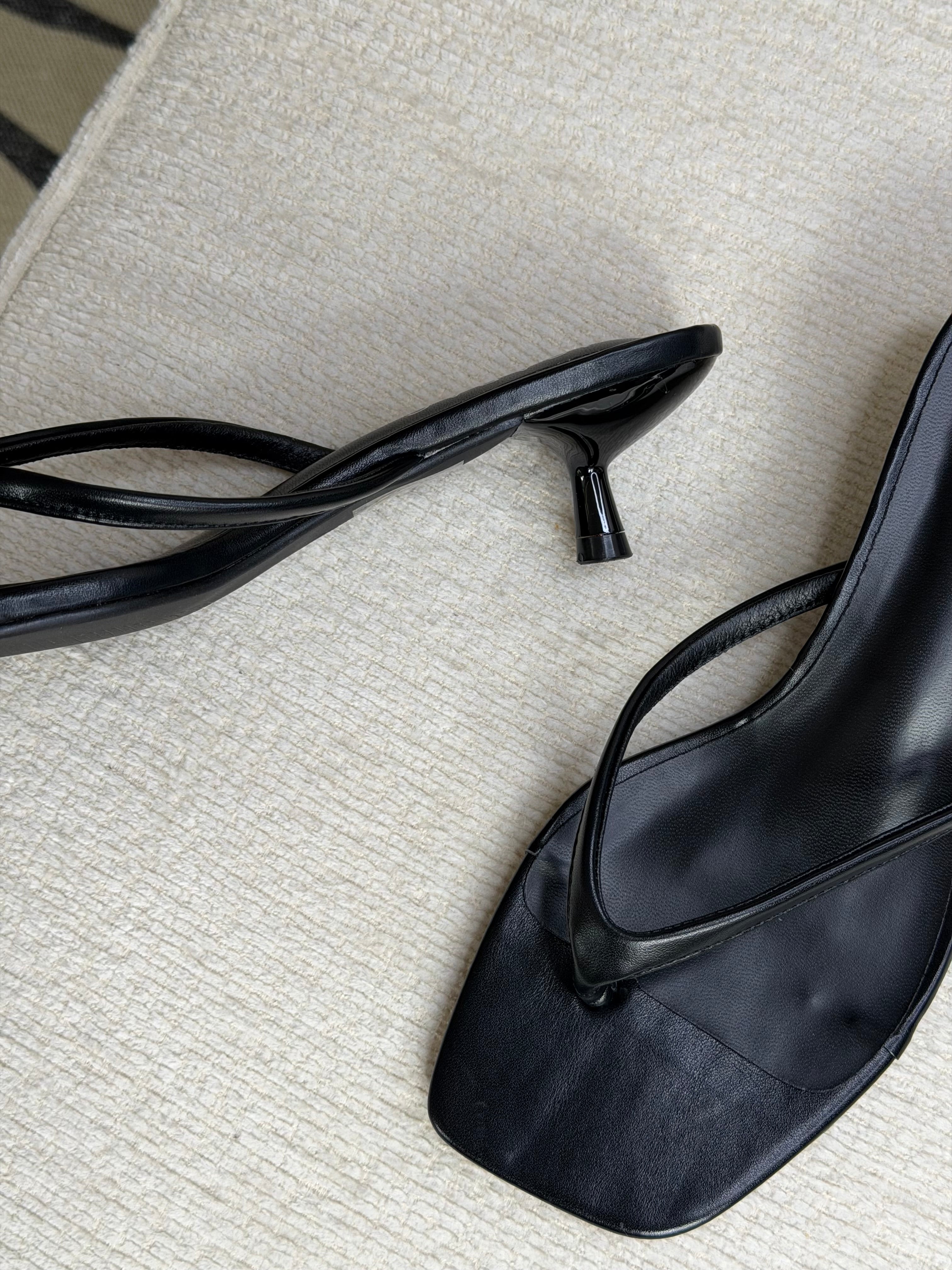AYA PUMPS - SORT