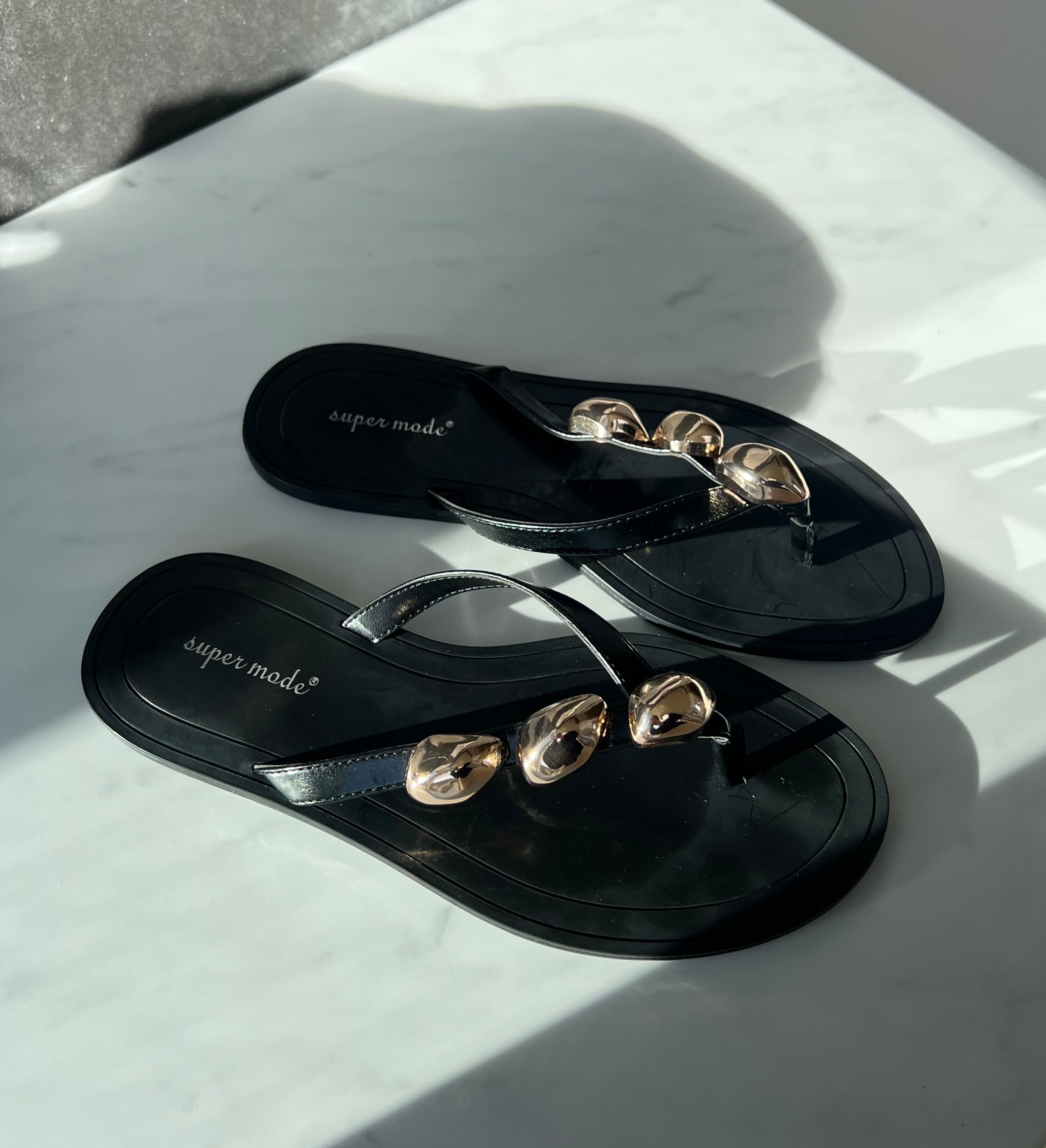 VIOLA SANDALS