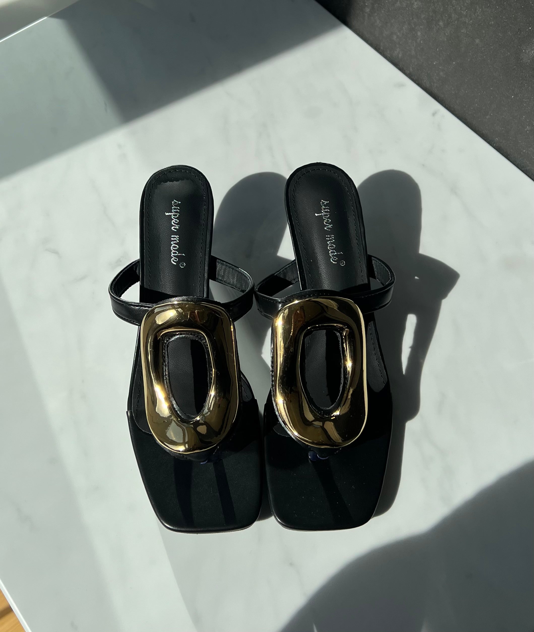 SELMA PUMPS