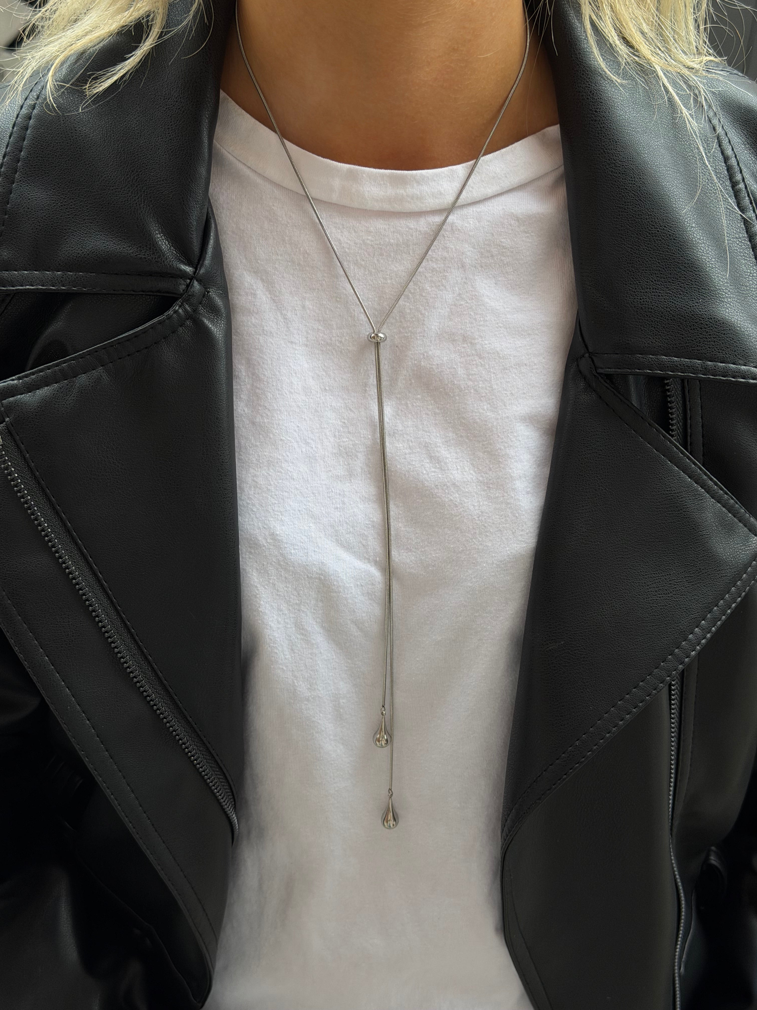 KAROLINE HALSKÆDE