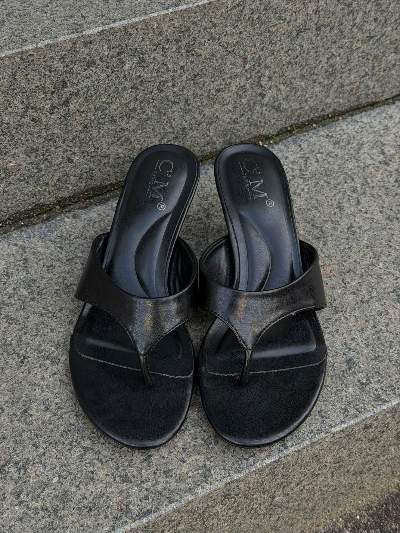 VICTORIA PUMPS