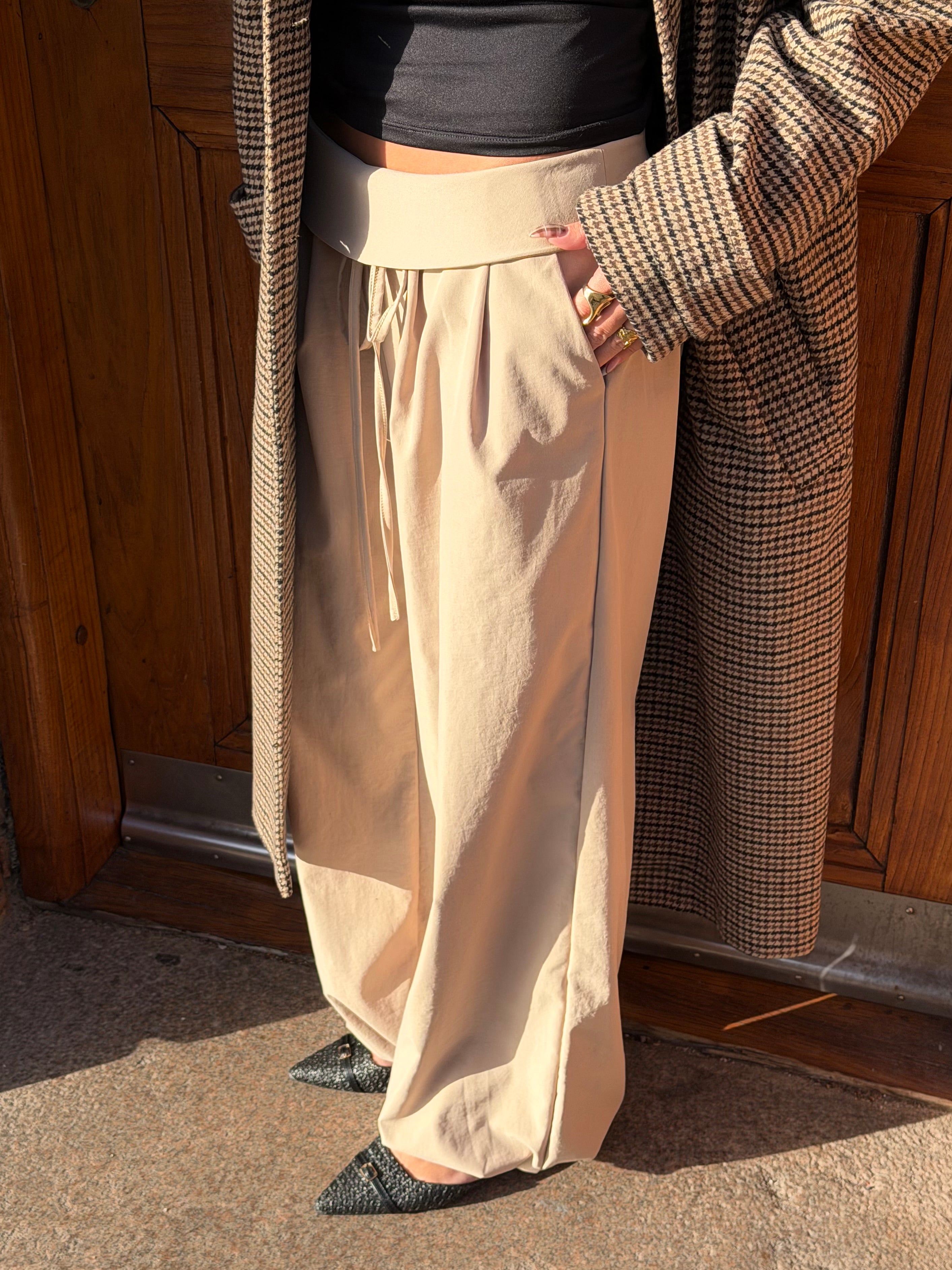 FLORA BUKSER - BEIGE