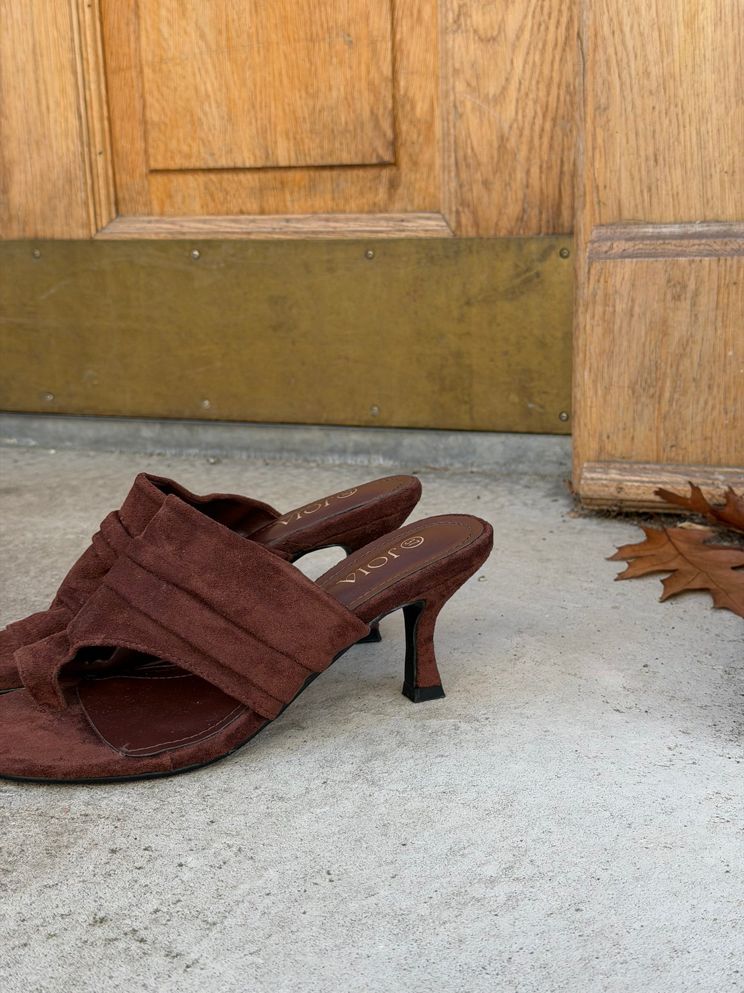 MAJA PUMPS - MØRKEBRUN