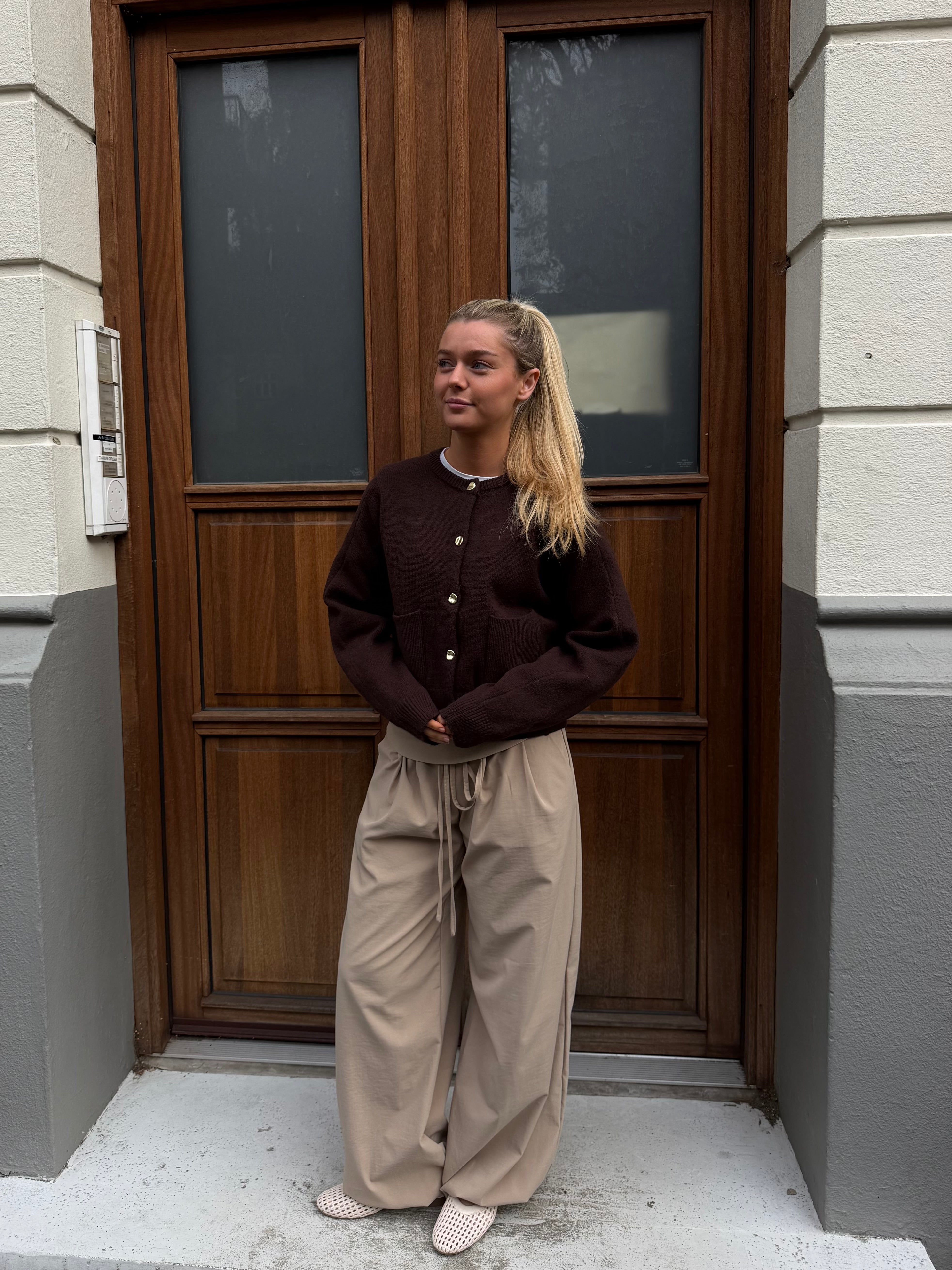FLORA BUKSER - BEIGE