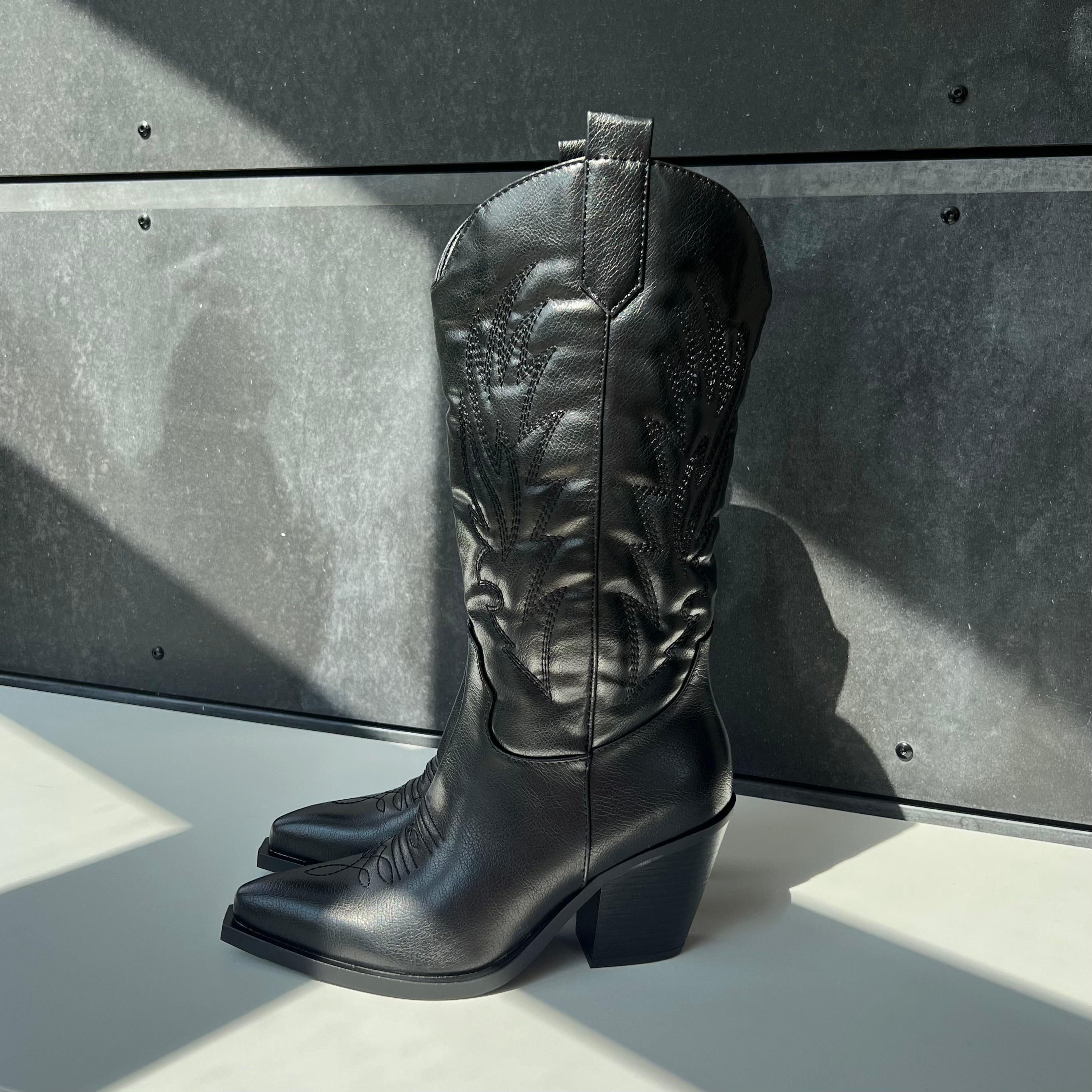 LOUISE BOOTS