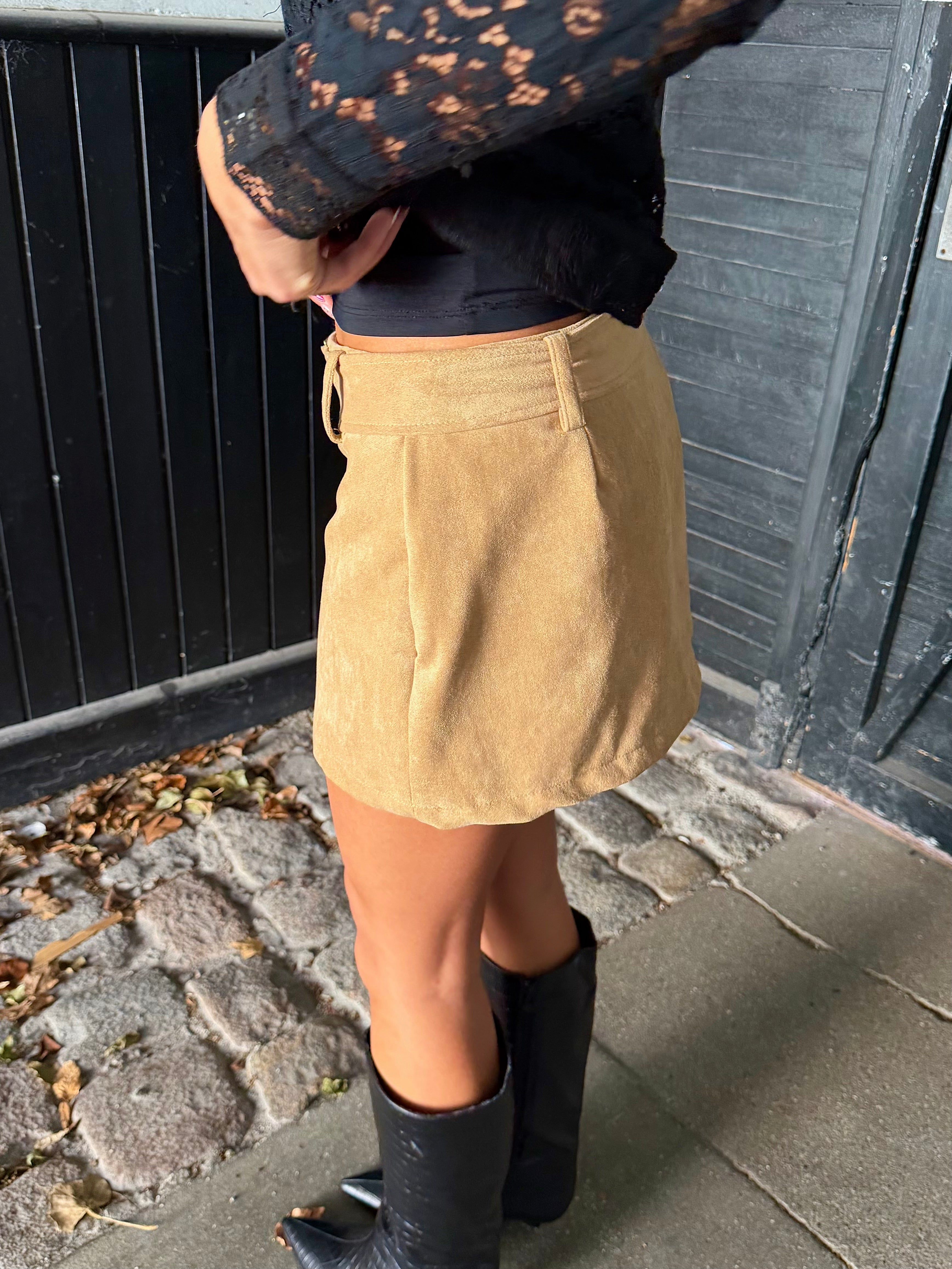 MERLE NEDERDEL