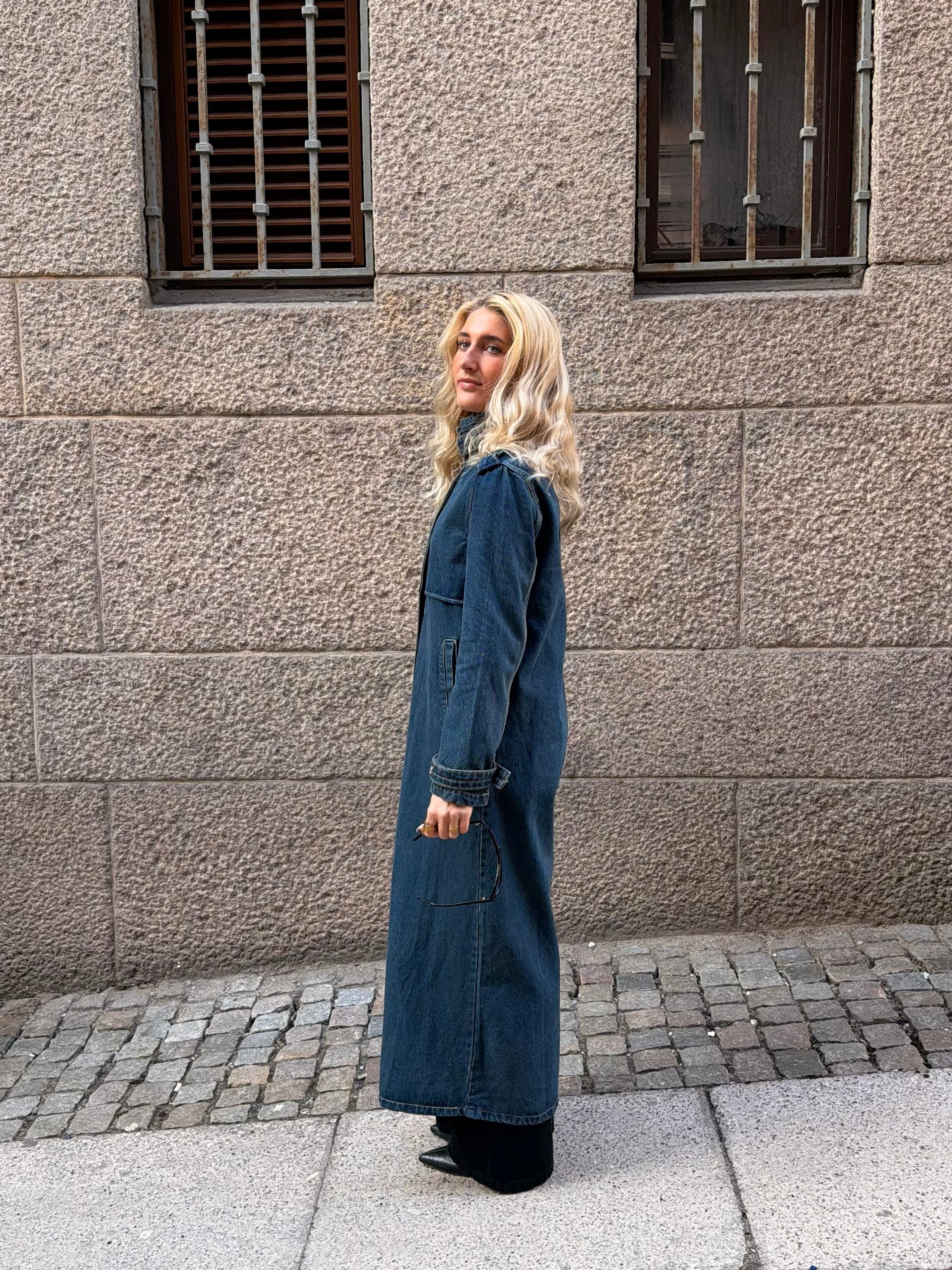 FELICIA JAKKE