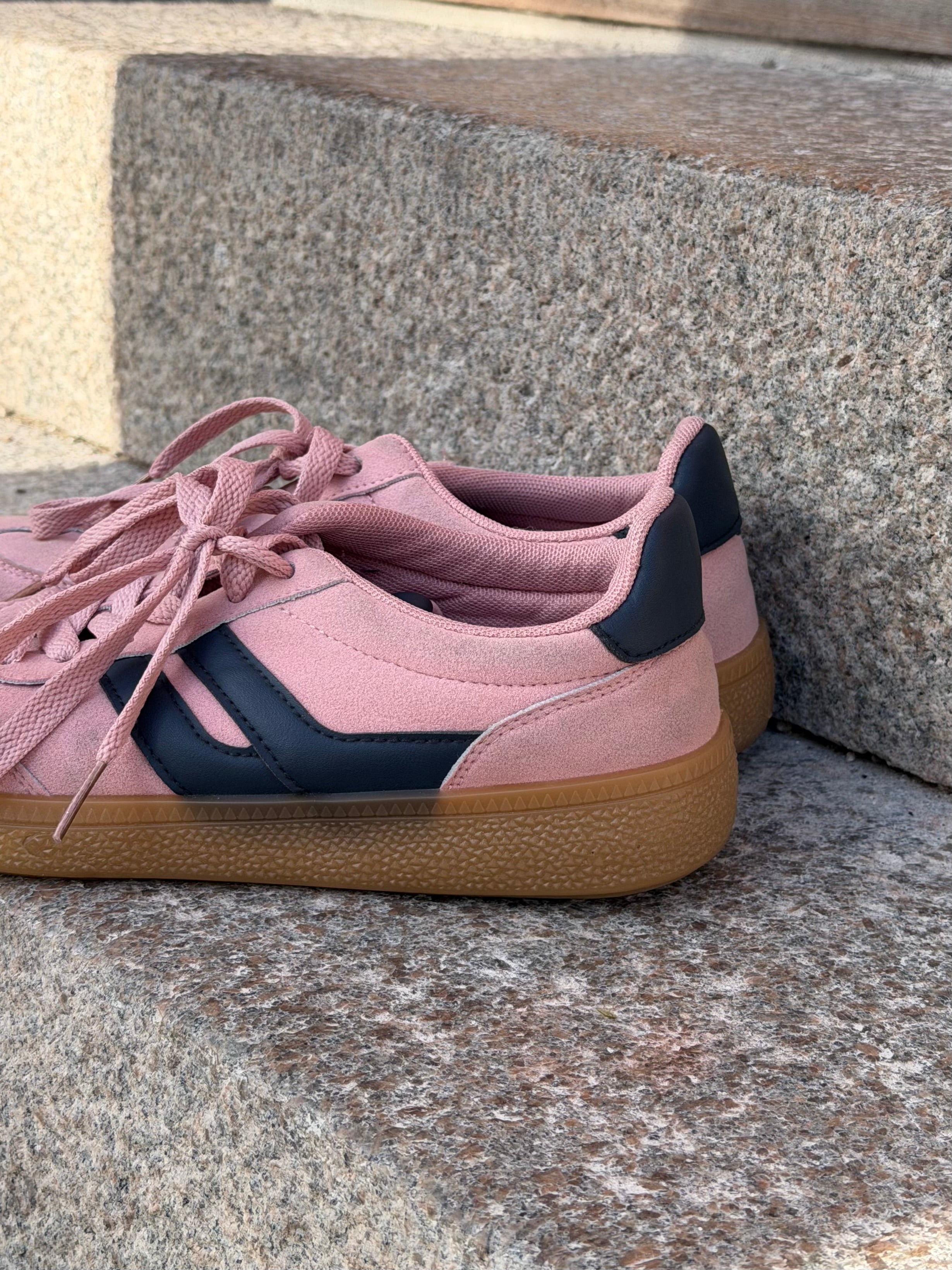 KARLA SNEAKERS - PINK