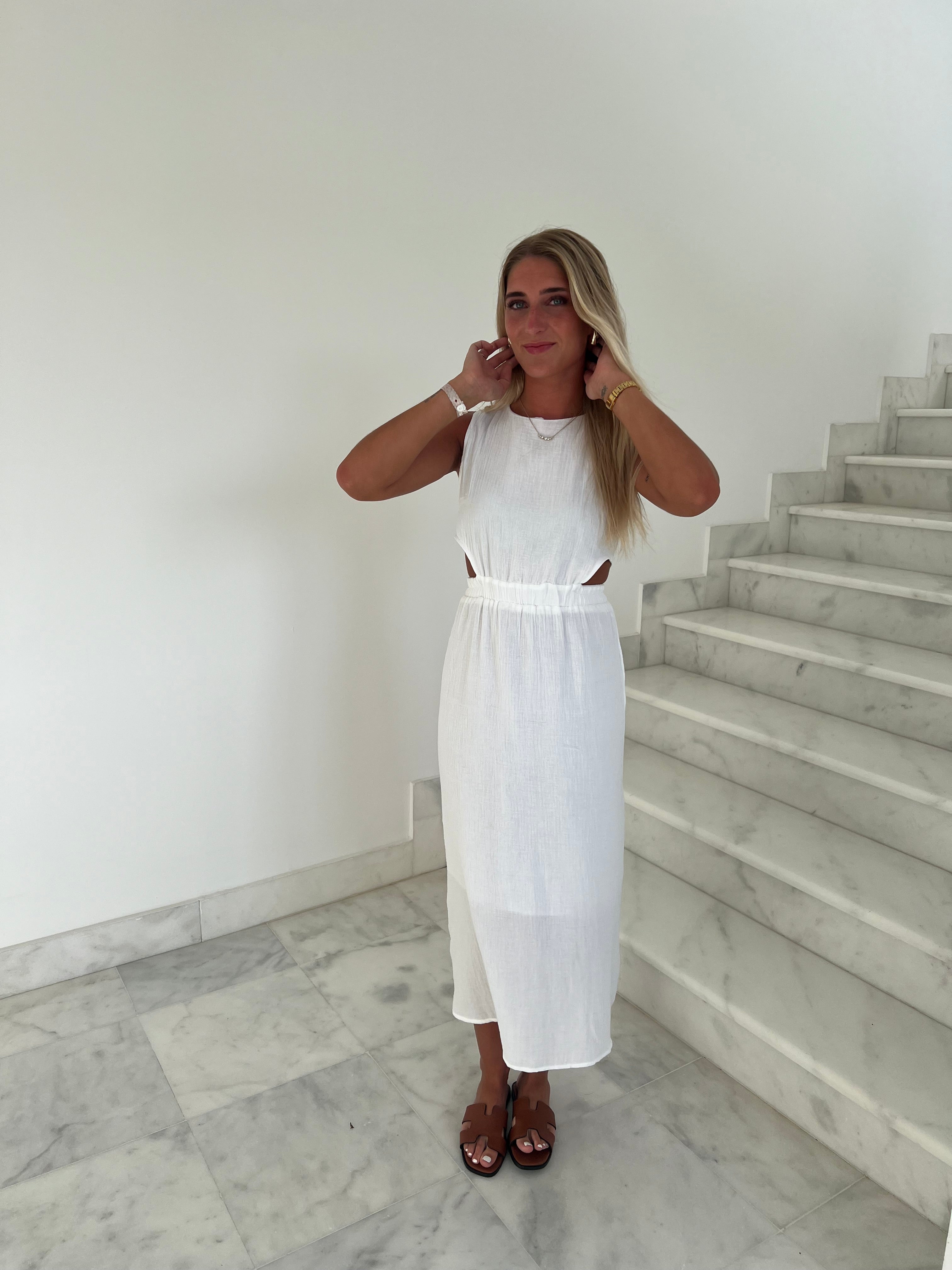 THEA KJOLE