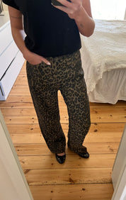 ALBA BUKSER