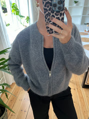 MOHAIR CARDIGAN - GRÅ