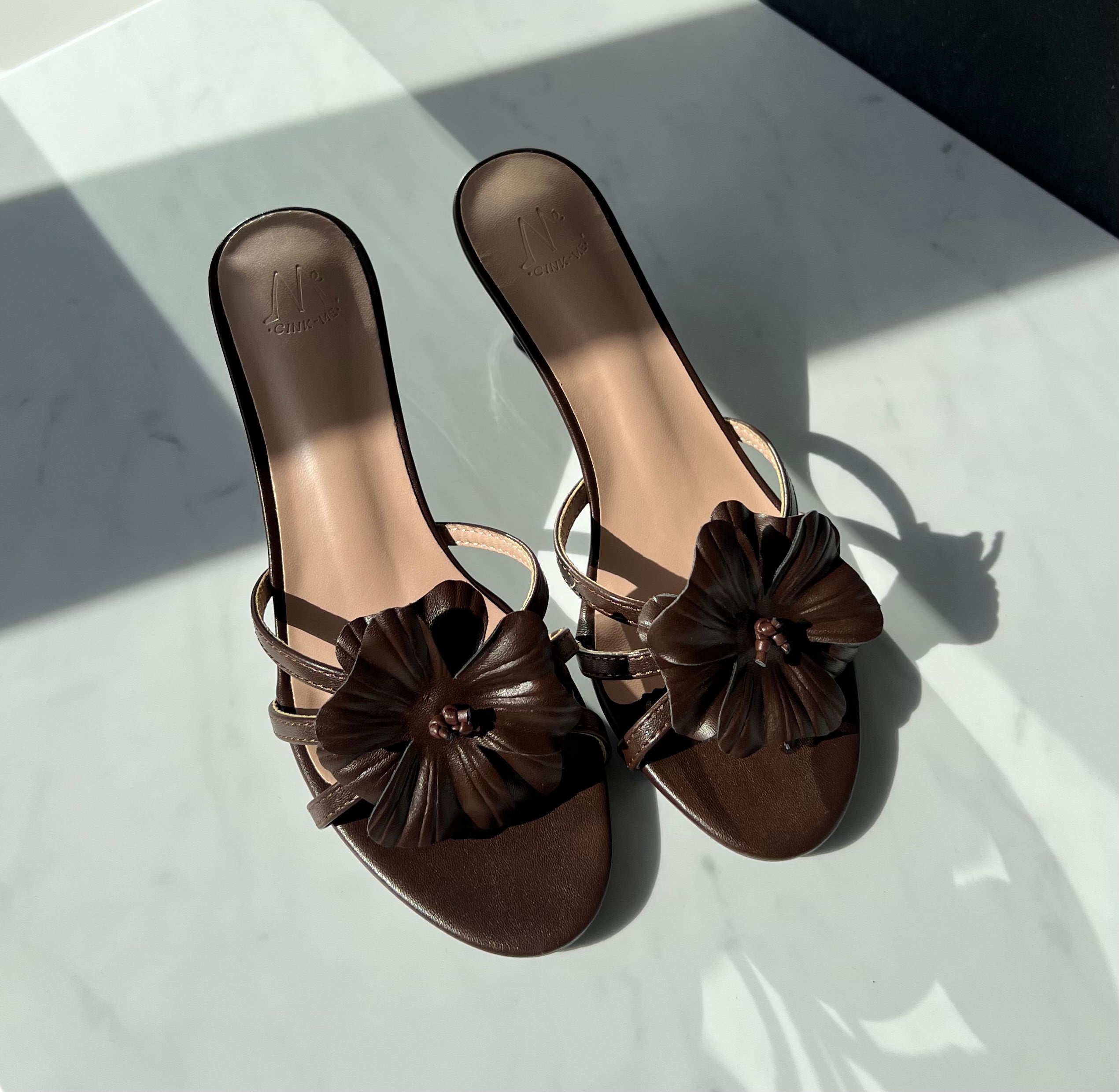 FLORA PUMPS - BROWN