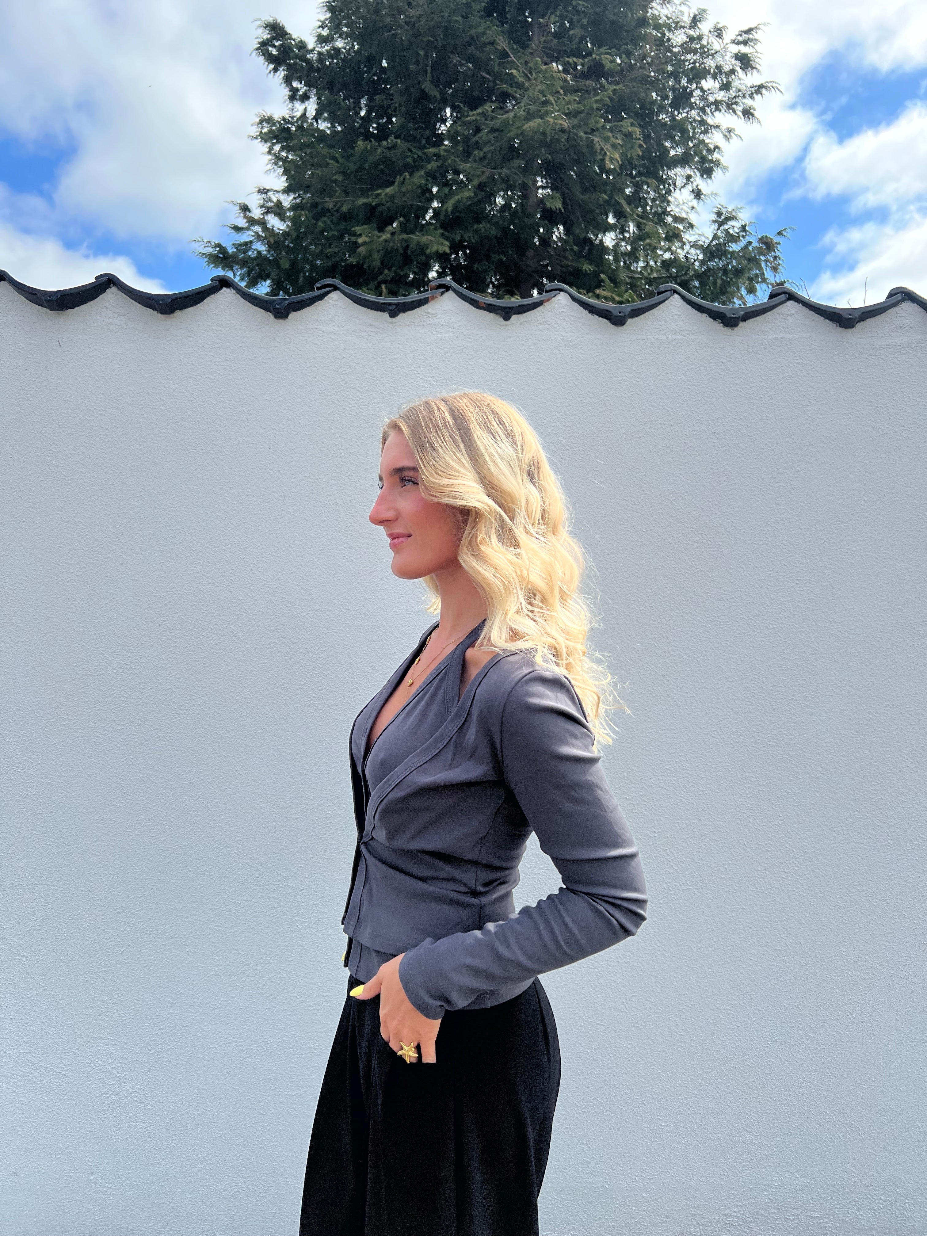 CELINA BLUSE - MØRKEGRÅ
