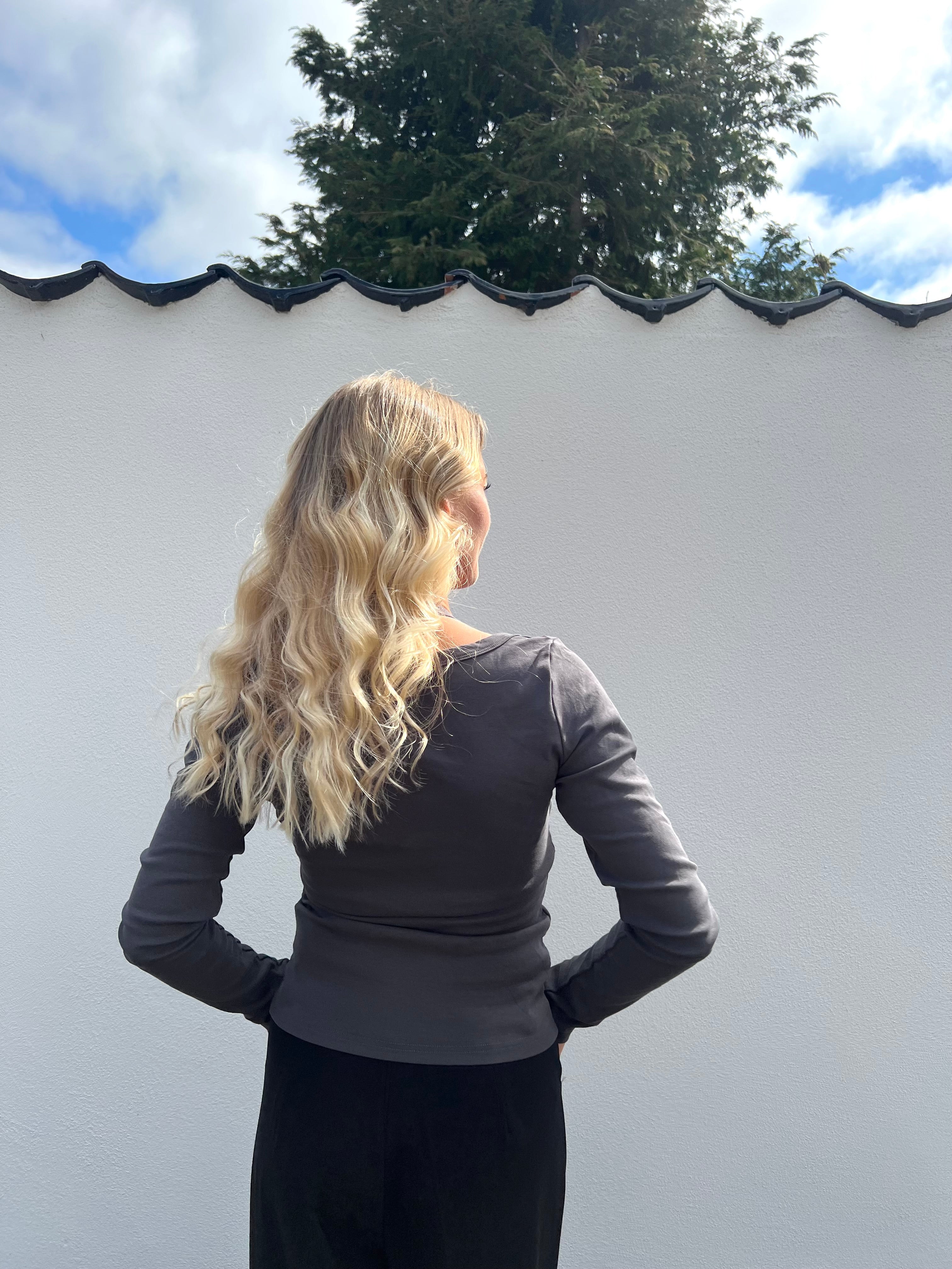 CELINA BLUSE - MØRKEGRÅ