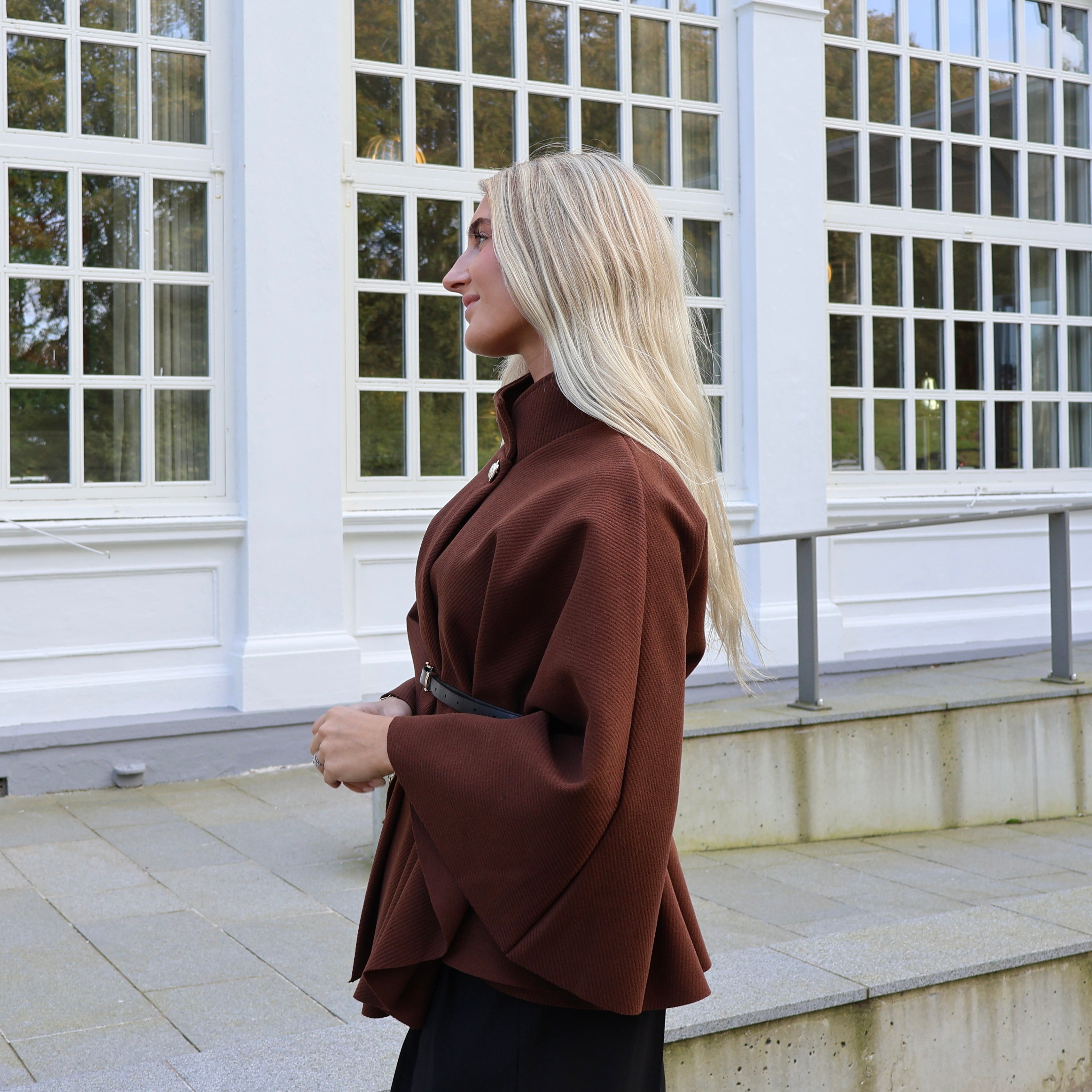 LIV PONCHO - BROWN