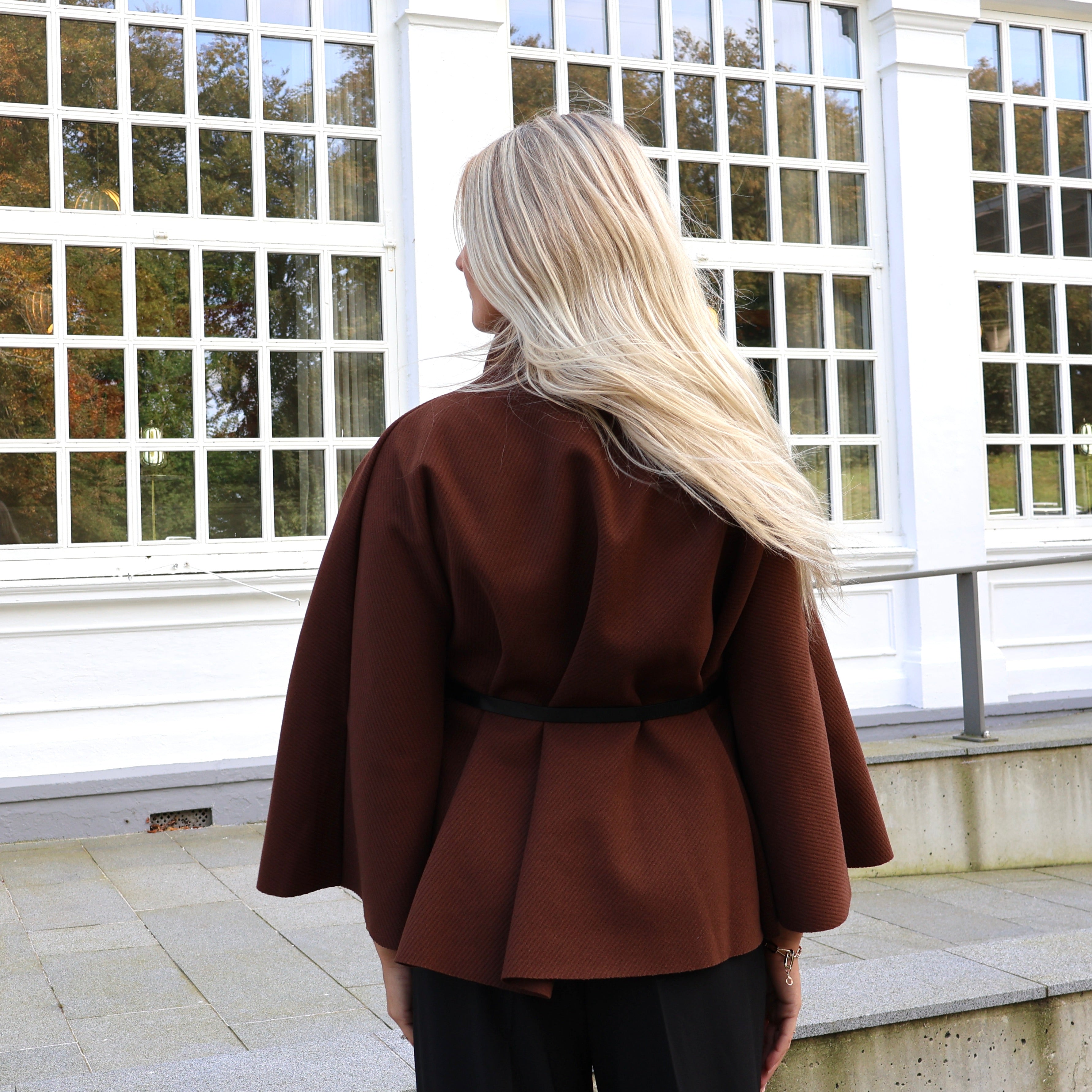 LIV PONCHO - BROWN