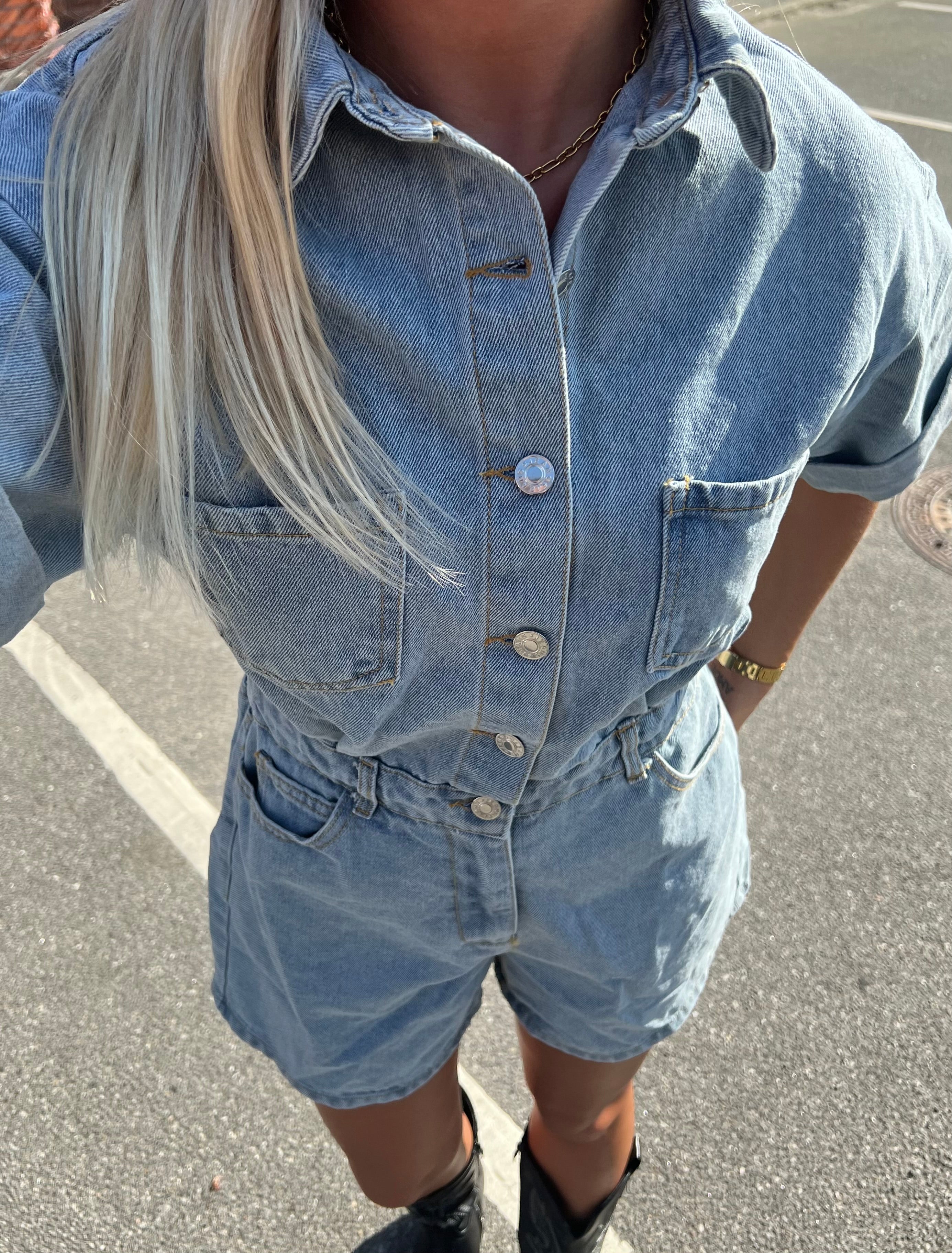 AMANDA JUMPSUIT - DENIMBLÅ