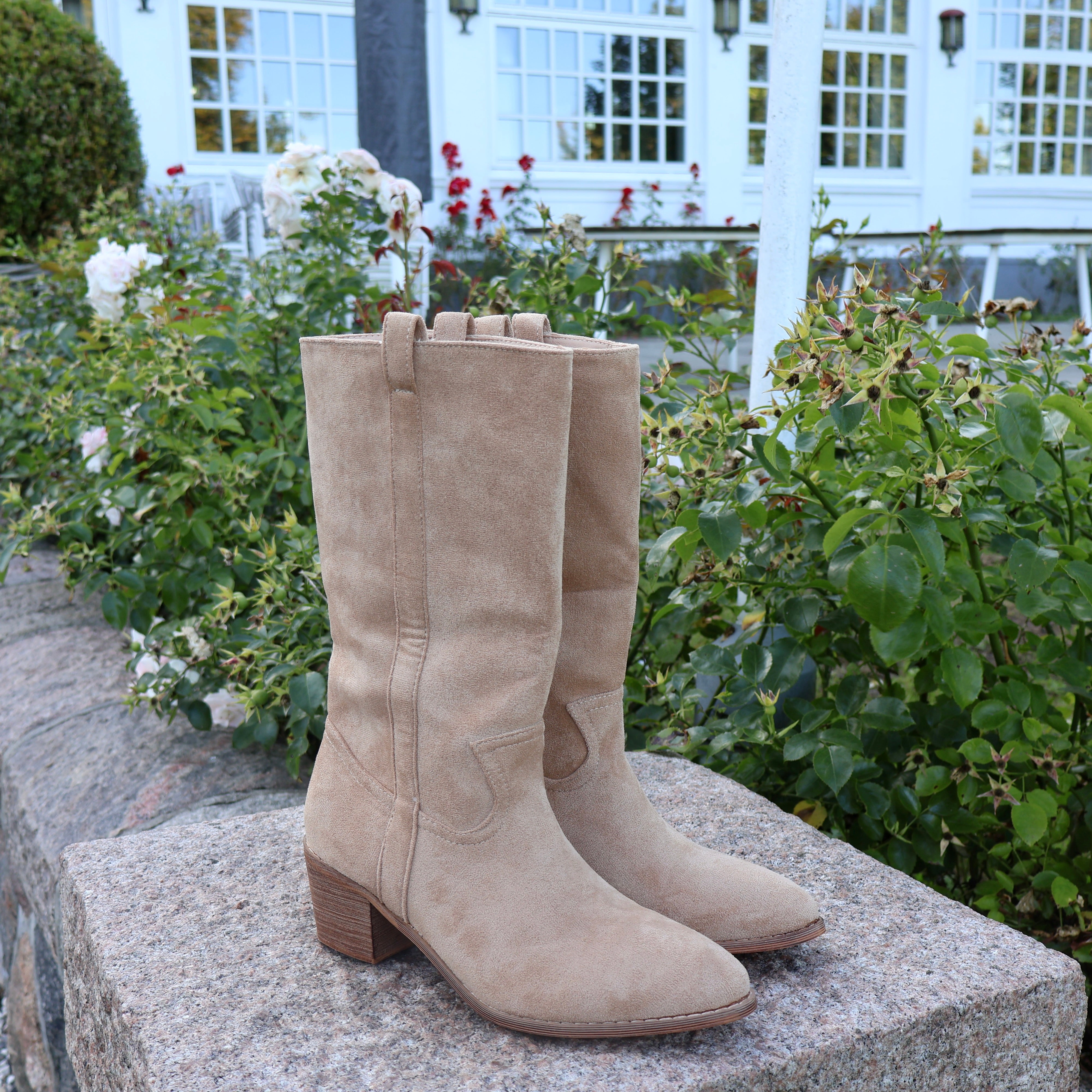 ANNA BOOTS - BEIGE