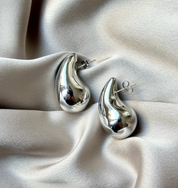 LIV EARRING - SILVER PLATED